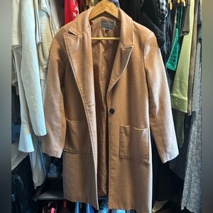 Stylish Tan Coat with Pockets